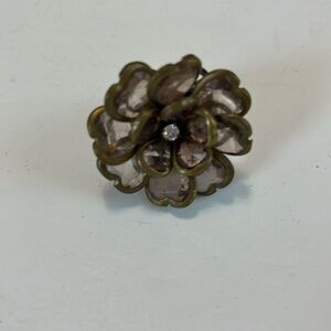 Vintage flower petal ring stretchy band center rhinestone costume jewelry fun